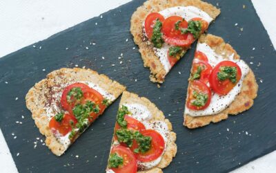 Zelfgemaakt glutenvrij platbrood met yoghurt